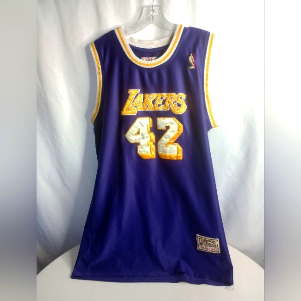 *Los Angeles Lakers Mitchell and Ness basketball jersey 42 James Worthy